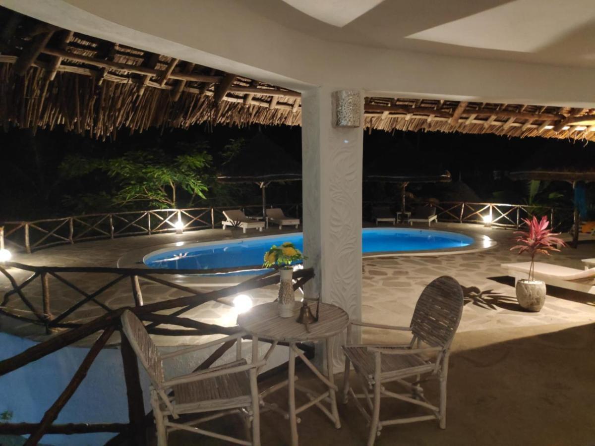 Kimya House, Watamu Bed & Breakfast Екстериор снимка