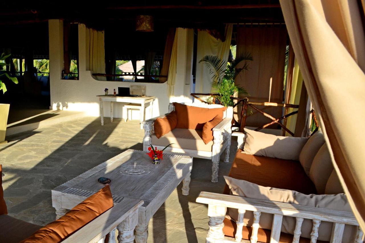 Kimya House, Watamu Bed & Breakfast Екстериор снимка