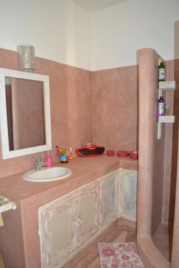 Kimya House, Watamu Bed & Breakfast Екстериор снимка